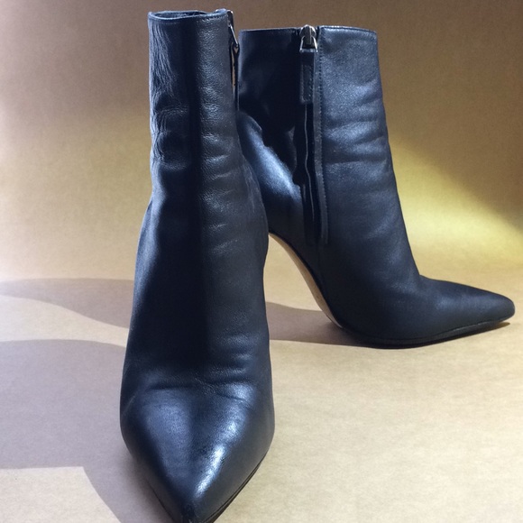 Gorgeous Italian booties Vero Cuoio - Picture 2 of 9